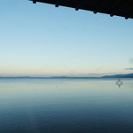 Korian - 部屋から見える夕暮れ時の琵琶湖
