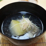 湖里庵 - 冬瓜と鱸のお椀