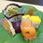 湖里庵 - 熟れずしの甘露漬けなど