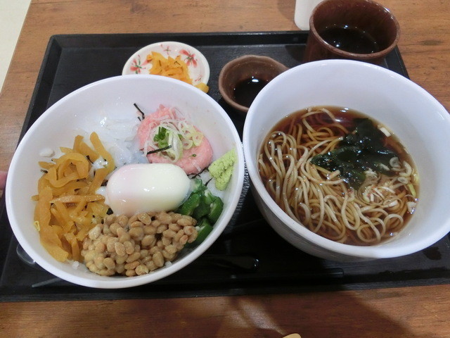 映画の前に By Axis Green 閉店 いなせ庵 アリオ亀有店 亀有 海鮮丼 食べログ