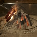 柳家 - 鴨ロース焼いています。