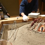 柳家 - 細心の注意で