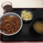Yoshinoya - 牛丼（並）お新香・味噌汁セット
                        ¥550