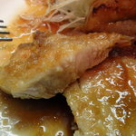 洋食エリーゼ - 肉は柔らかく味がある