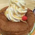 コメダ珈琲店 - （2016/1  訪問）シロノワールにシロップかけるとテンション上がるぅ♪