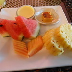 The Royal Palm Beach Front - 甘~いスイカ毎朝食べた