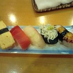 Sushi Masa - セットの寿司５貫