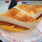 Capital Café - 三文治（雞蛋+午餐肉）+烘底加1元