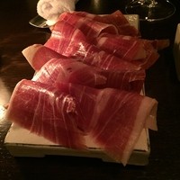 ピャチェーレ - 骨つきハモン・イベリコ