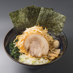 ゴル麺。 - ネギ醤油豚骨