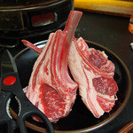 成吉思汗 大黒屋 - 厚切りラック（骨付きのラム肉）