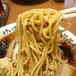 肉そばけいすけ - 麺