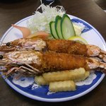 飛騨 - 大型エビフライ\1,470