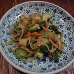 沖縄料理 サスケ - 沖縄の野菜スタミナチャンプル７００円