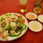 Mr. Good's Seafood - シーフードサラダ　ドレッシングは辛いのはなかった