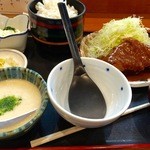 どん平 - とんかつ&麦とろミニセット　920円