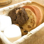 ステラおばさんのクッキー - マシュマロ２個　お好きなクッキー５枚