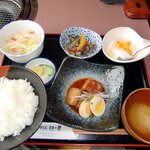 にく彦 - 日替わりランチ（角煮定食）