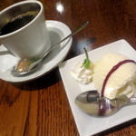 スペイン海鮮料理 ラ マーサ - デザートと珈琲付き。