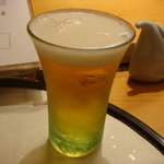 Isezushi - ビールを頼んだのですがグラスが粋ですねぇ