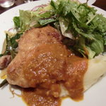 ビストロ クゥイエット デュ ブーケ - 鶏もも肉のポアレ