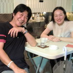 GARDEN BAR＆CAFE - オーナーとmasumiさん（ちょいブレ）