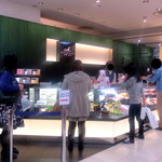 午後の昼下がり、行列です～。