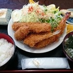 漁師の海鮮丼 - ミックスフライA定食 1,500円(税込)