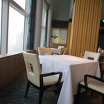 アジュール フォーティーファイブ - 窓際の席でいただきました。