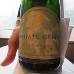 アジュール フォーティーファイブ - リッツカールトンオリジナルのシャンパンです。