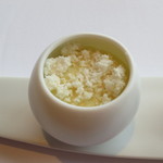 アジュール フォーティーファイブ - 特にスイートキヨトというジャガイモのムースにレモンのパウダーをかけた物は印象的でした。