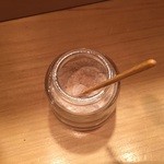 どんつき左 - 刺身用の岩塩