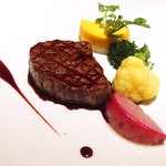 オザワ - ランチコース 5940円 の牛ヒレ肉のソテー 赤ワインソース