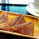 鉄板焼ステーキ 一ッ葉ミヤチク - ★デザート(ココア味)&コーヒー