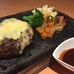 Cafe＆Dining鎌倉カフェ - 松阪ポークチーズハンバーグ