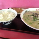 Manshuuken - ラーメン餃子ご飯中定食