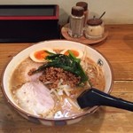 麺や拓 - ついに1000枚目☆どこにしようか迷いましたが、自分の名前が入ってて、家から近いここにしました。ここの限定のみそラーメンが好きなので、それにしました。京都に住んでる時、ここに初めて行きましたが、その時はカドヤ食堂が閉店で西長堀から歩いてきました。