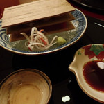 渡風亭 - 十二月：お造り（杉板〆、旬魚）