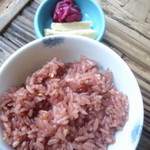 韻松亭 - お赤飯。