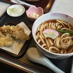 Sobadokoro Amiya - 舞茸天ぷらうどん（750円）