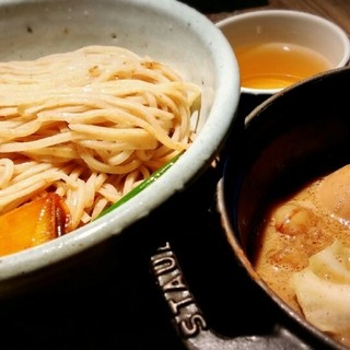 和醸良麺 すがり