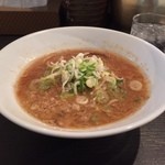 すみれ - ラー博は俺の社員食堂。  半拉麺二番勝負  その壱  ミニ味噌ラーメソ！  寒いっス！  最後まで冷めないすみれの味噌ラーメソが最高っス！  
