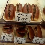 鹿島田ベーカリー - 店内ショーケース3