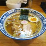 らーめん心繋 - らーめん（750円）