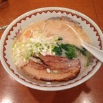 六福苑 - とんこつラーメン