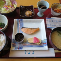 広島 なだ万 - 和朝食前、蓋をとって