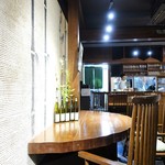 虎穴 - 店内