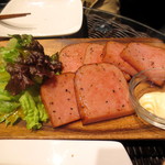 スモキチ - 南国漂う燻製スパム￥480