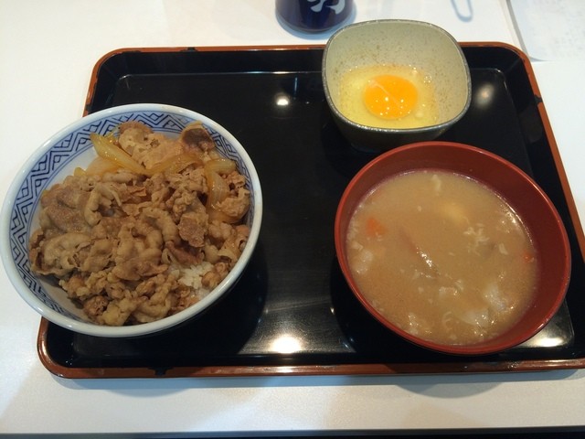 Canon - 牛丼 Yoshinoya Chukan Higashiosaka Wakae Ten - Wakae Iwata/Gyu