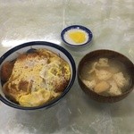 津軽屋食堂 - 2015.11.14 またまた、カツ丼+みそ汁